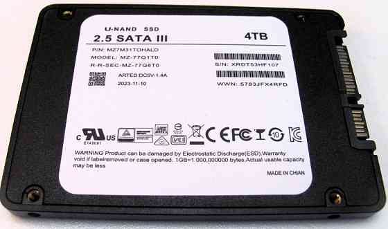SSD SATA III 2.5" Solid State Drive об'єму 4TB | Ідеальний стан. Київ
