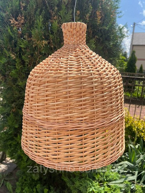 Набір плетених люстер з лози на вулиці Київ - фото 2