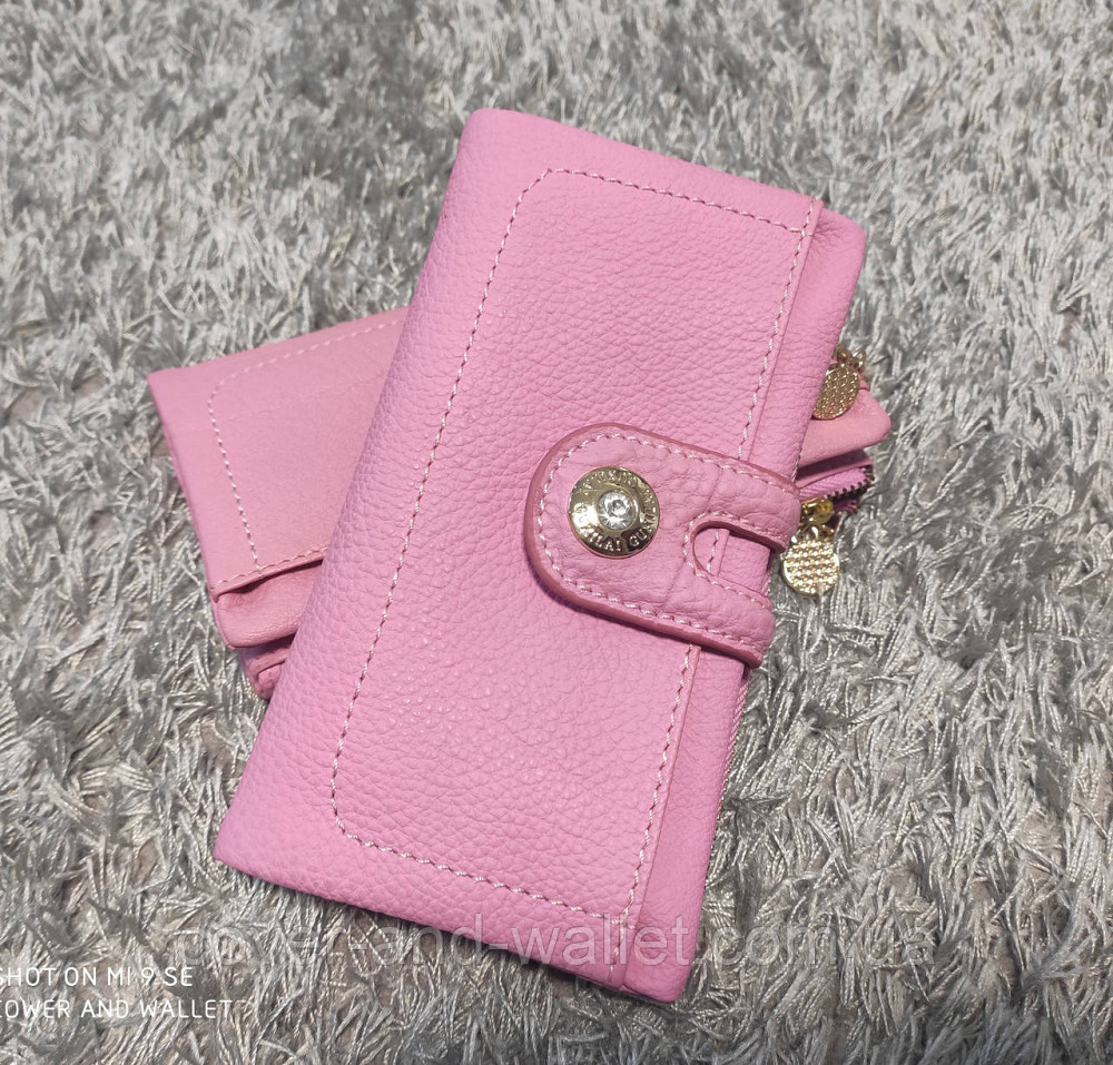 Гарний рожевий жіночий шкіряний гаманець на кнопці та змійці Guxilai Київ - фото 1