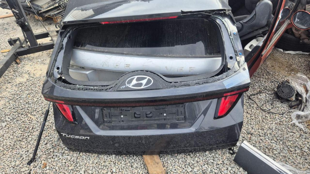 Задня ляда (Кришка багажника) Хюндай Тюксон 21-26 Київ - фото 1