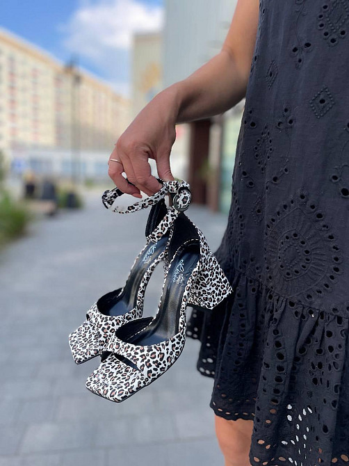 LIRIO Босоніжки жіночі шкіряні літні на підборах леопардові відкриті LIRIO L0305/8073-68 Коломия - фото 10