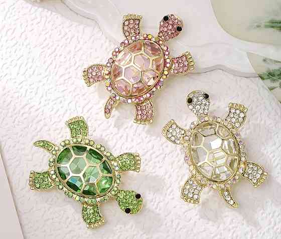 Комплект брошок 