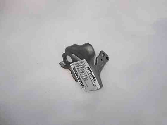 Mercedes-Benz  A2642230800 Кронштейн - вуха задня права двигуна M264 R4 1.5 2.0л E-Class W213 C238 C-Class W205 CLS C257 Одеса