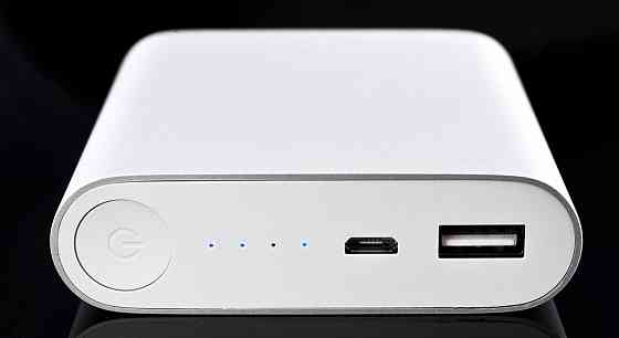 Моб. Зарядка POWER BANK mi 10400mAm/ 2400mAm ART 2173/JS 30 (100 шт./яский) Київ