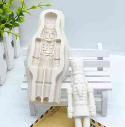 Молд силиконовый Щелкунчик 106 на 42 мм серый Киев