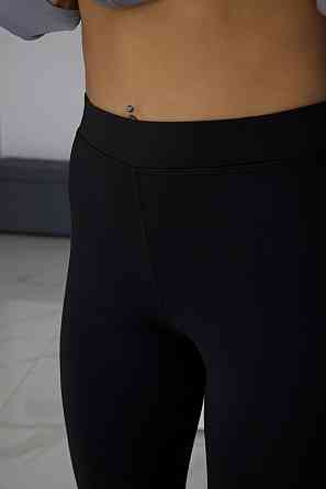 Женский костюм для спорта и фитнеса 