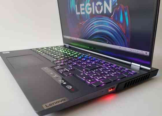 Ноутбук Lenovo Legion 7I I7 10875 H/ RTX 2070/RAM 16GB/SSD 512Gb/144Hz Киев