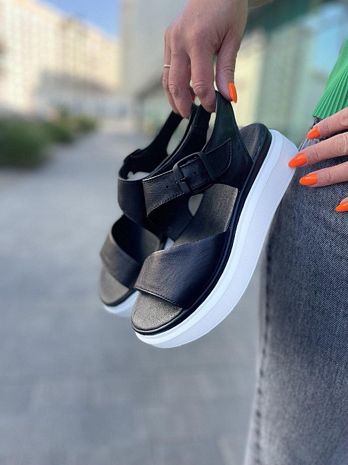 teona Шкіряні босоніжки жіночі чорні на білій платформі TEONA 123/1 літні р. 36-40 / Сандалі на Коломия - фото 8