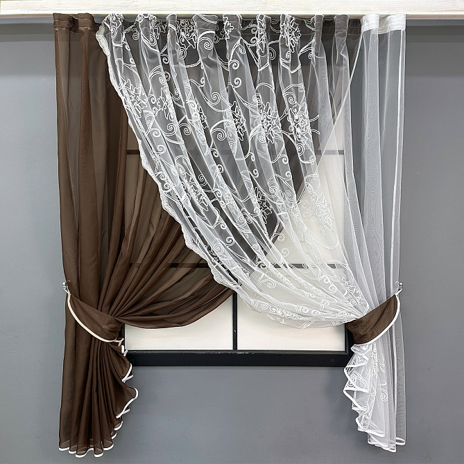 Кухонні шторки VR-Textil № 101к з підв'язками венге з білим 330х170 см (52-1195) Київ - фото 1
