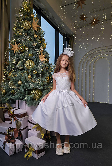 Белое нарядное платье для девочки с блестками Кривой Рог - изображение 4