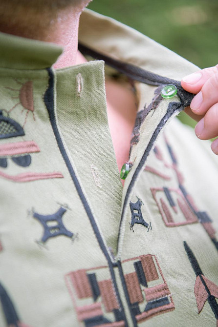 Вишиванка чоловіча лляна, хакі, довгий рукав, топ Крохатушка одяг Київ - фото 4