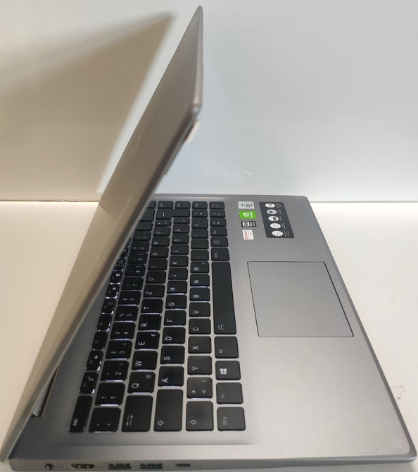 Ноутбук ігровий: Medion Akoya 15647. Київ - фото 7