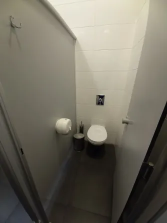 Офіс з гарним ремонтом, 5 поверх Самий центр міста (вул Шевченка) Зручне планування, просторі кімнати (див. план) Дніпро