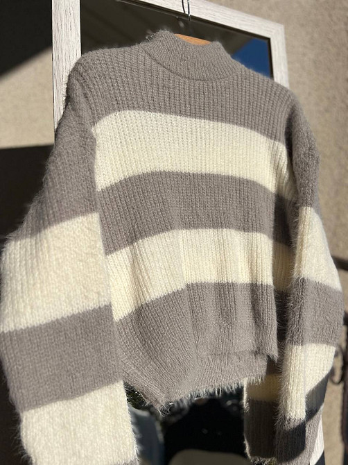 Светр жіночий A-N 2157 широка смуга короткий пухнастий ангора, сірий, 42-46 Київ - фото 6
