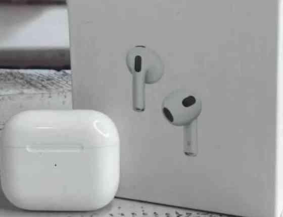 Безпровідні навушники. Київ