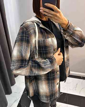 Женская повседневная рубашка в клетку на пуговицах с капюшоном коттон + трикотаж Коричневый, 48 Одесса