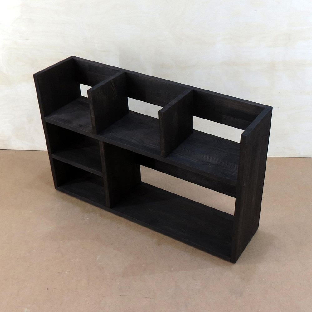 Настольная книжная полка 