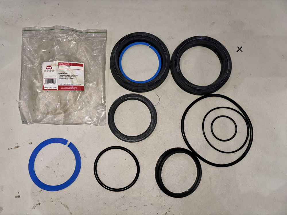 Ремкомплект гідроциліндру підіймання стріли проміжної ЕО-3322Б, ЕО-3322Д. "ТВЕКС" Харків - фото 1