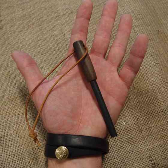 Кресало JuBö Buschcraft Firesteel Oak Киев