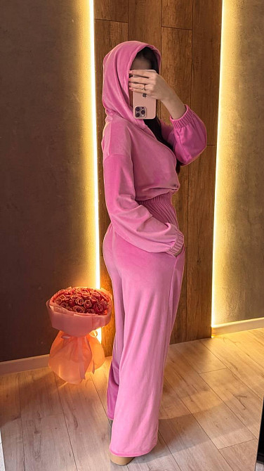 Жіночий стильний повсякденний комбінезон велюр плюш Барбі, 42/44 Одеса - фото 8