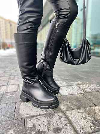 Шкіряні чоботи жіночі зимові на низькому ходу чорні 11/260 / Чоботи на зиму р. 37, 39 Коломия