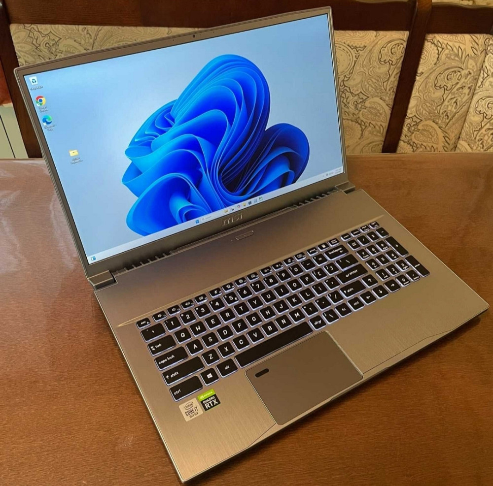 Ноутбук MSI WF75 10TK-250. Київ - фото 7