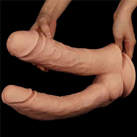 Двойной фаллоимитатор - King-Sized Realistic Mega Double Dildo 12