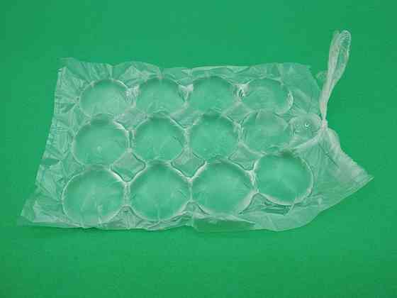 Полиэтиленовые пакеты для замораживания льда  (144шт 10мкм 16,5*28) Помiчниця (1 пачка) Харьков