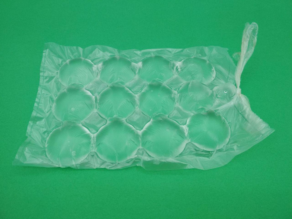Полиэтиленовые пакеты для замораживания льда  (144шт 10мкм 16,5*28) Помiчниця (1 пачка) Харьков - изображение 3