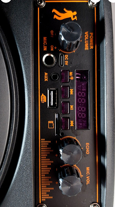 Блютуз колонка с RGB и микрофоном, БОЛЬШАЯ! Киев - изображение 1