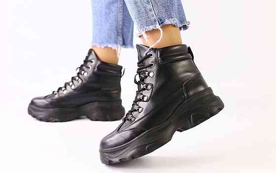 Без бренда Черевики жіночі RONE чорні натуральна шкіра зимові 37р.-24см. 39р.-25см (SONY-1 2837 Коломыя