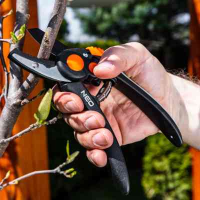 Секатор Neo Tools контактний, d різу 18мм, 200мм, 240г (15-203) Вінниця