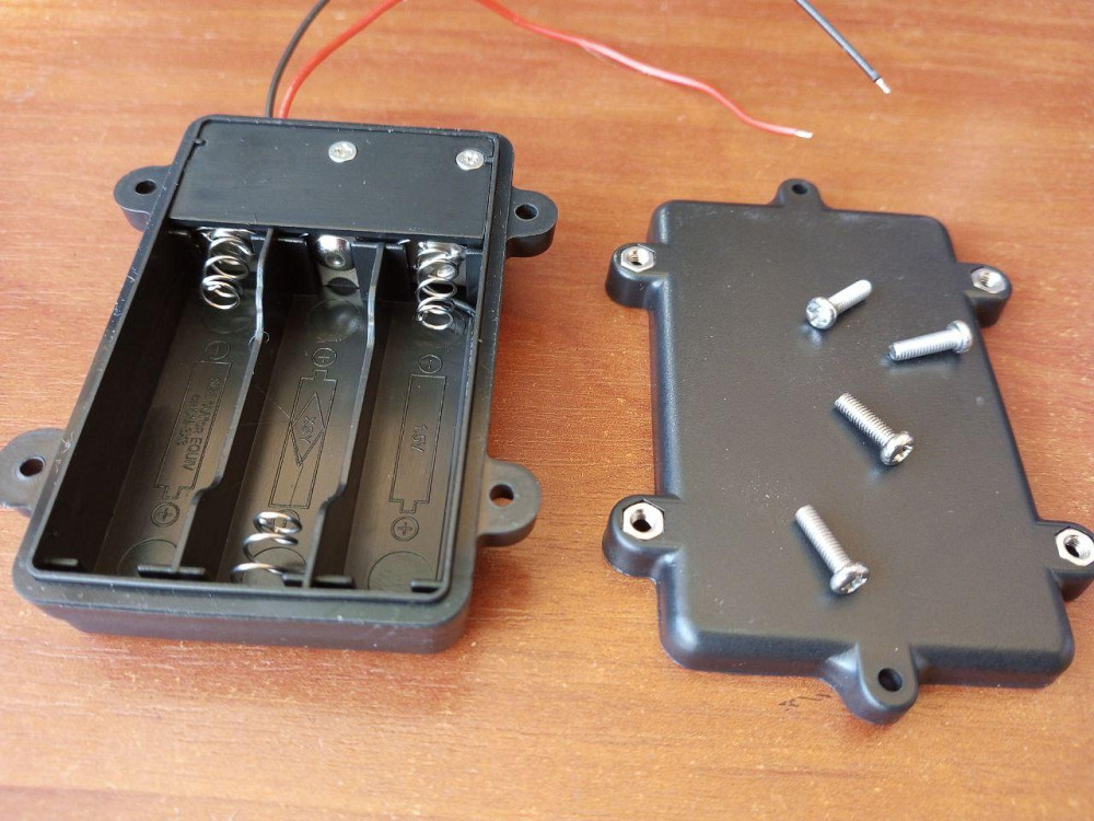 Корпус батарейок х3 "АА" 1.5V Daier WBH5-3005, з кришкою, водонепроникний Полтава - фото 1