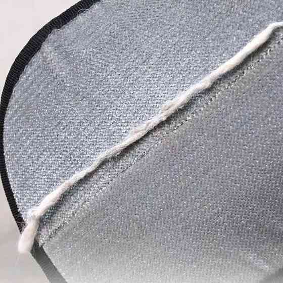 Щетка перчатка для чистки одежды и ковров 24*16 см / Электростатическая перчатка от шерсти Киев