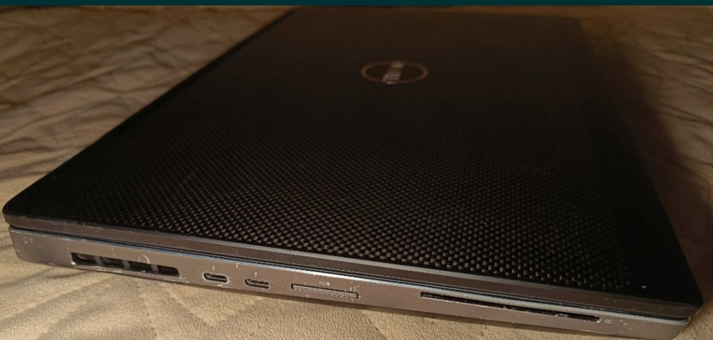 Ноутбук Игровой DELL i5- 8300H / 16/256Gb. Nvidia P1000 4Gb . Киев - изображение 2