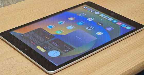 Планшет: Apple iPad 9th. 10.2