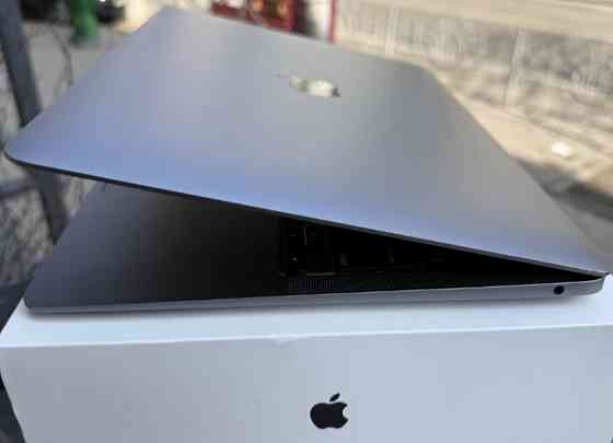 Ноутбук MacBook Air 13” M1 8/256gb Space gray Киев