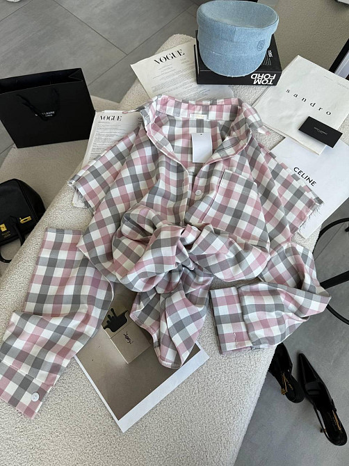 Жіноча стильна оверсайз-сорочка в клітинку з ефектом надірваних рукавів тіар. Рожевий Одеса - фото 4