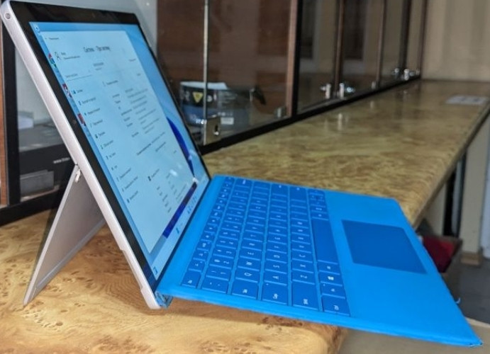 Microsoft Surface Pro 7+Plus Titan i7-1165G7 16/256Gb. 12.3