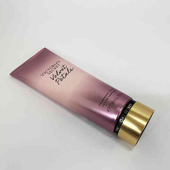 Парфюмированные лосьоны для тела Victoria's Secret Velvet Petals 236 мл, Увлажняющий лосьон для тела YE-72 Киев