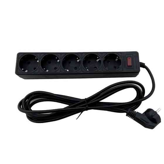 Сетевой фильтр с заземлением 5 гнезд, 3 м, черный Днепр