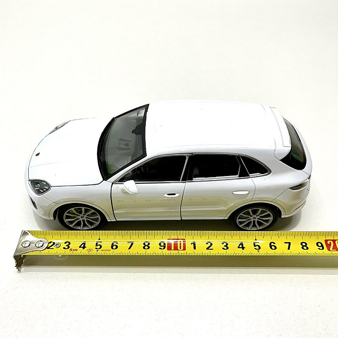 Машина Welly Nex Porsche Cayenne 1:24 інерційна відкриваються двері Вид 1 Біла (24092W) Чернігів - фото 4