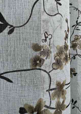 Тюль VR-Textil 1326т Flora Батист Білий с коричнево-черным принтом 400х270 см (42-0978) Киев