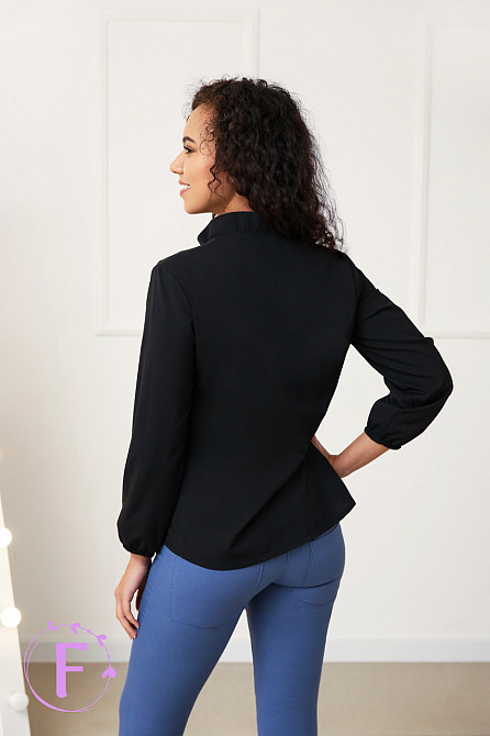 Женская блузка 