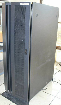 Шафа серверна для мережевого обладнання IBM 7014 Rack Model T00 (Б клас) Луцк - изображение 1