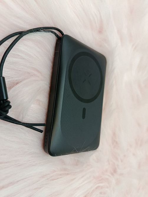 Павербанк VRURC 10000mAh T1151 з MagSafe та бездротовою зарядкою 15W (товар вживаний) Луцьк - фото 3