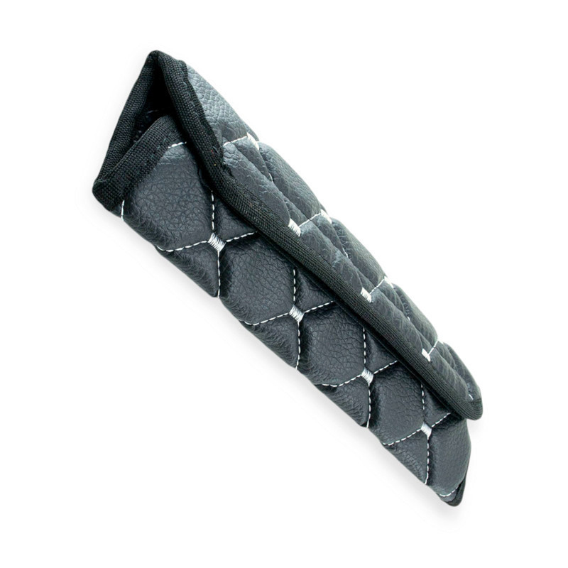 Чохол ременя безпеки m шкірзам чорний, сірий ромб Мукачево - фото 2