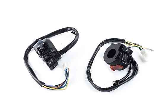 Блоки кнопок керма (пара) максискутер 4T CH250 (з кнопкою аварійного сигналу) (чорні) Мукачево