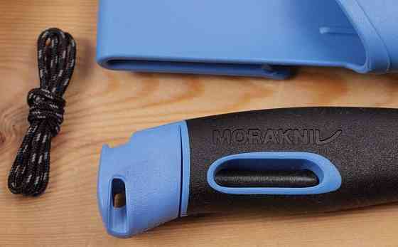 Туристичний Ніж з крісалом Morakniv "Companion Spark" Blue (13572) Неіржавка сталь Нововолинськ