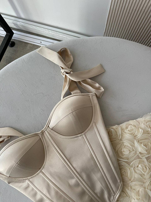 Женский романтичный корсетный комплект с 3D-цветами Бежевый, S Одесса - изображение 3